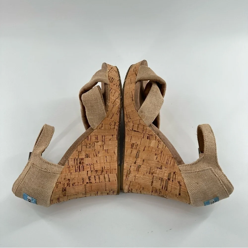 Toms womens sandals size 7.5 tan canvas cork wedges